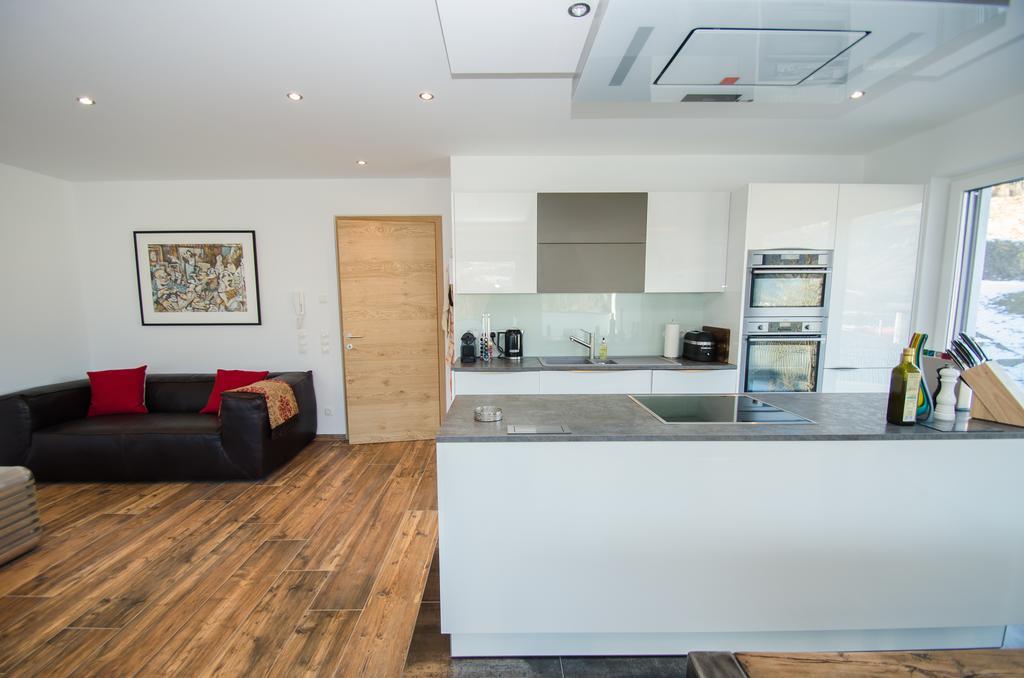 Superb Alpine Lodges By All In One Apartments Zell am See Exterior foto